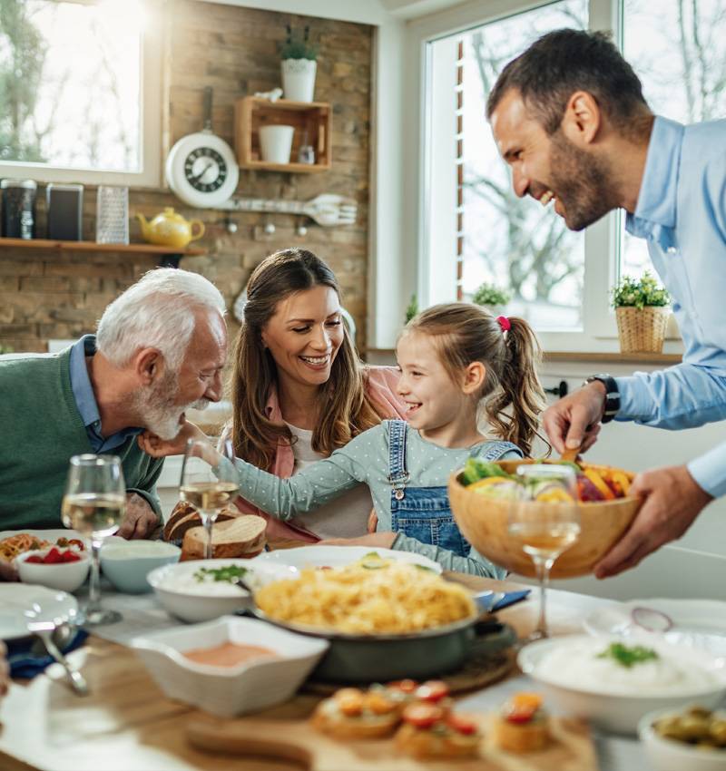 Mittagessen mit der Familie: schnelle und einfache Menüs, um gemeinsam etwas Gutes zu essen