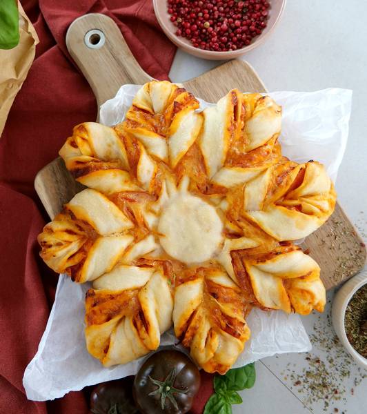 Zupfblumen mit Pizzafüllung